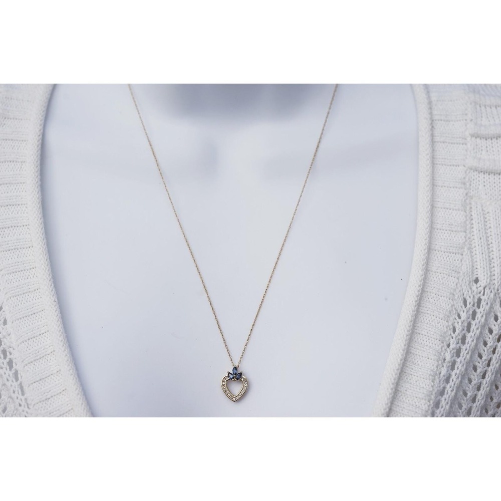 Vintage 14k Solid Yellow Gold Heart Natural Sapphire & Diamond Pendant Necklace - Picture 6 of 8